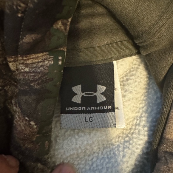 Camo under armor sweatshirt - Picture 4 of 6